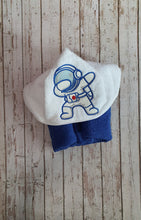 Load image into Gallery viewer, Astronaut 